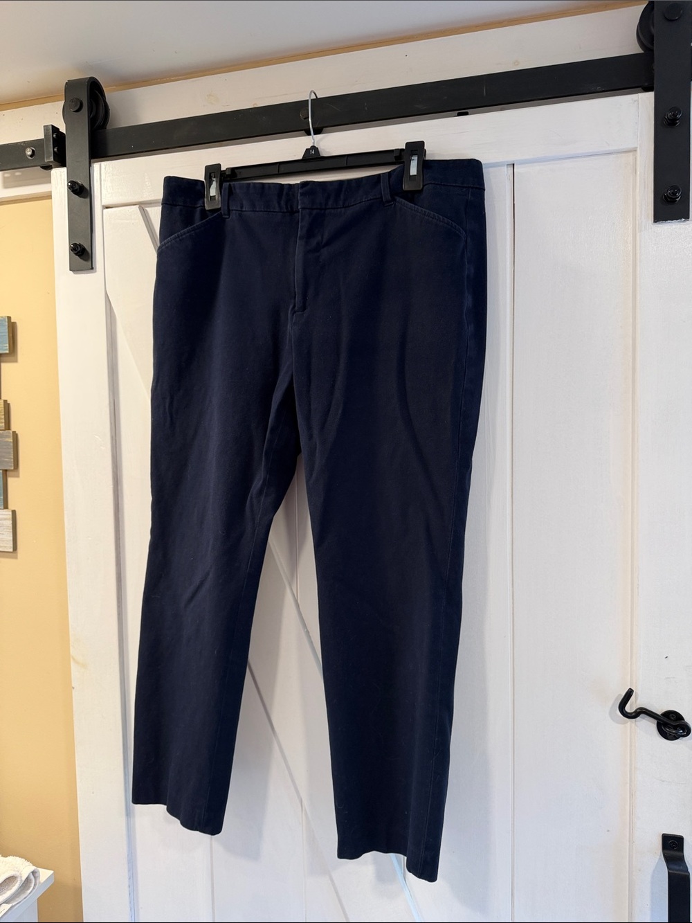 Tommy Hilfiger Navy Pants-slimming pocket technology size 14